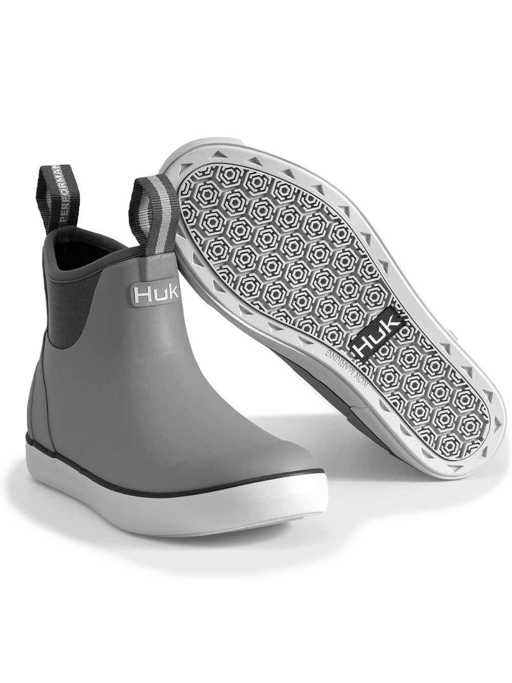 NIB Women’s Huk KC print rogue wave boots